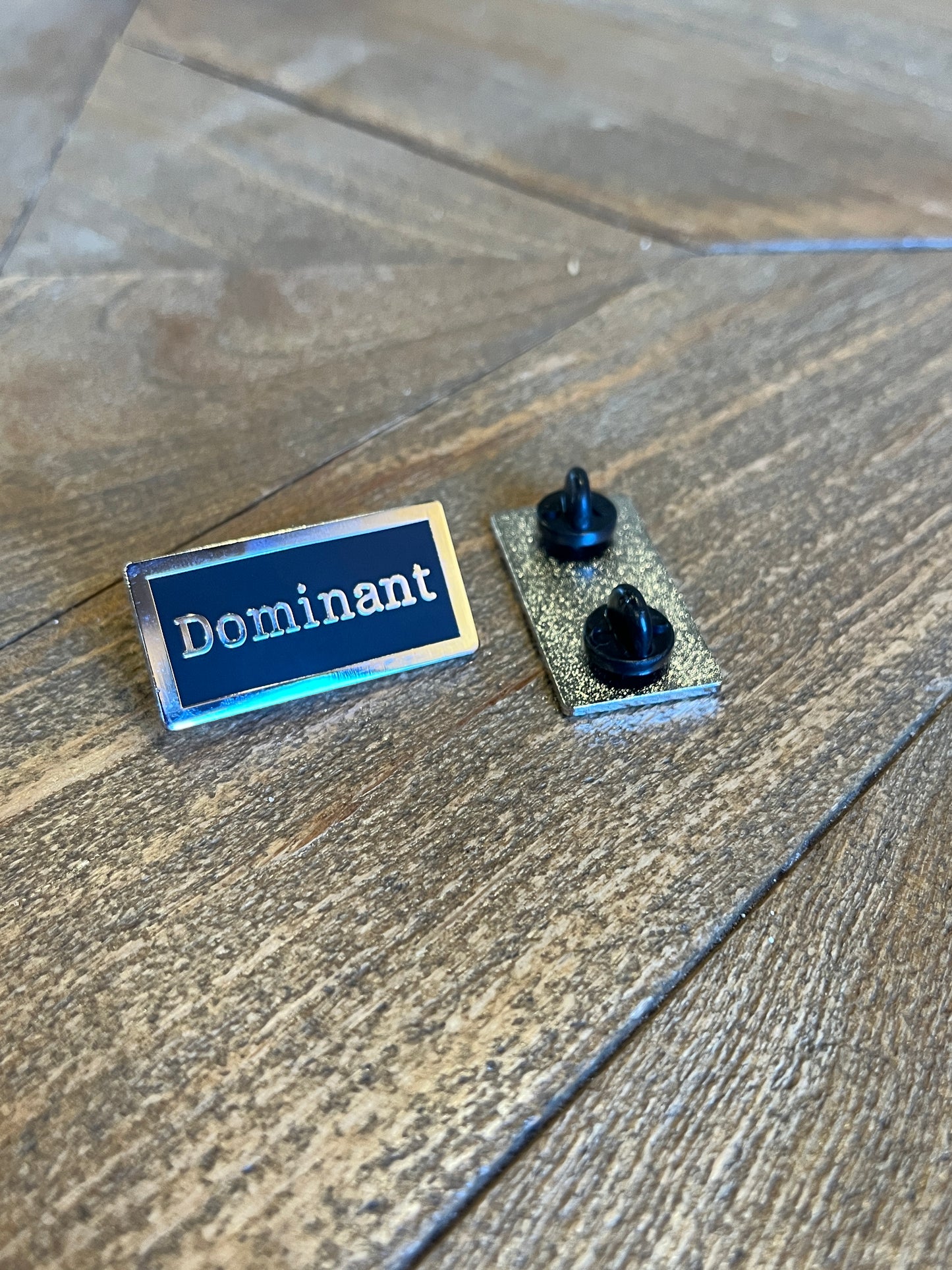 Dominant Kink Title Stacker Pin