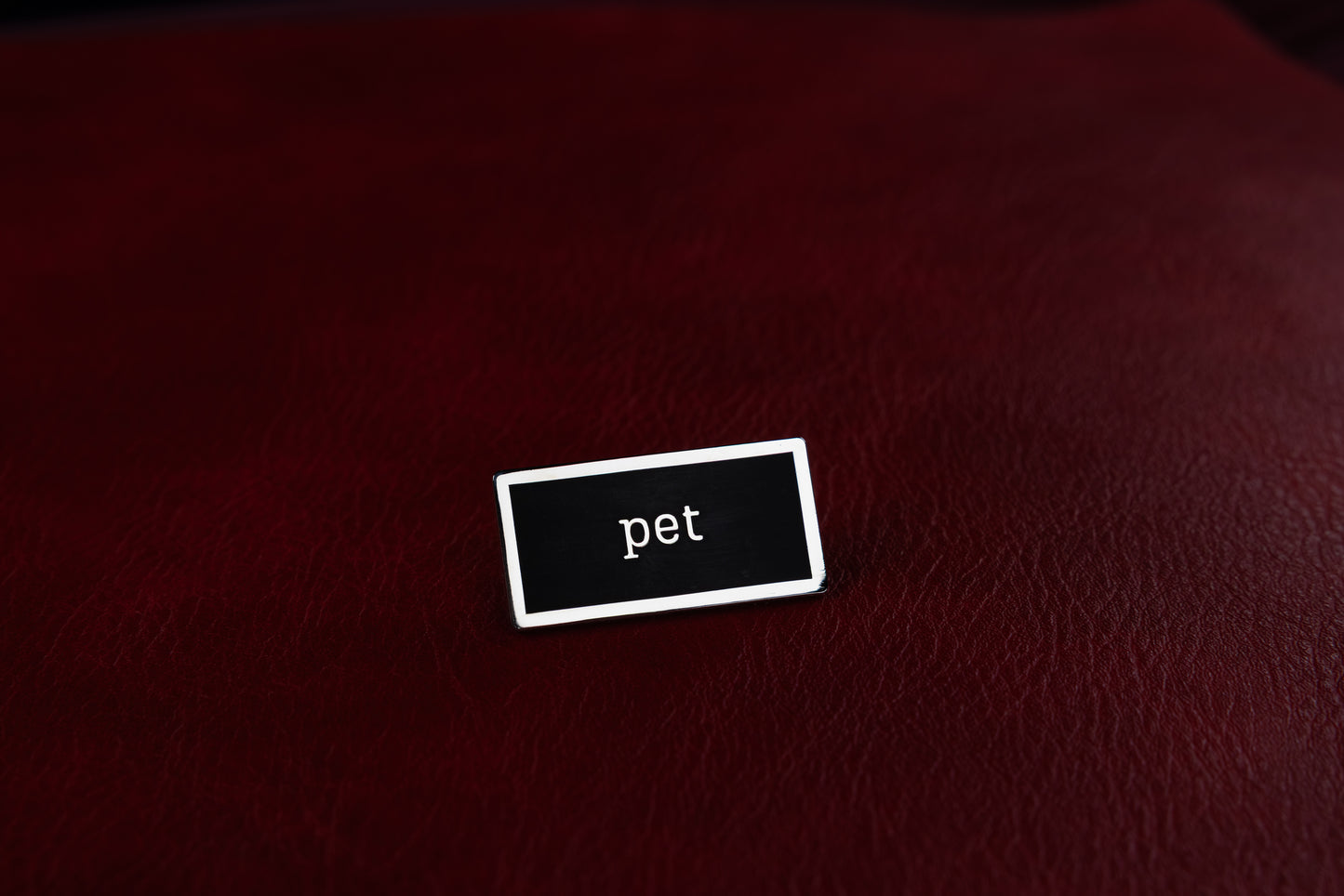 pet Kink Title Stacker Pin